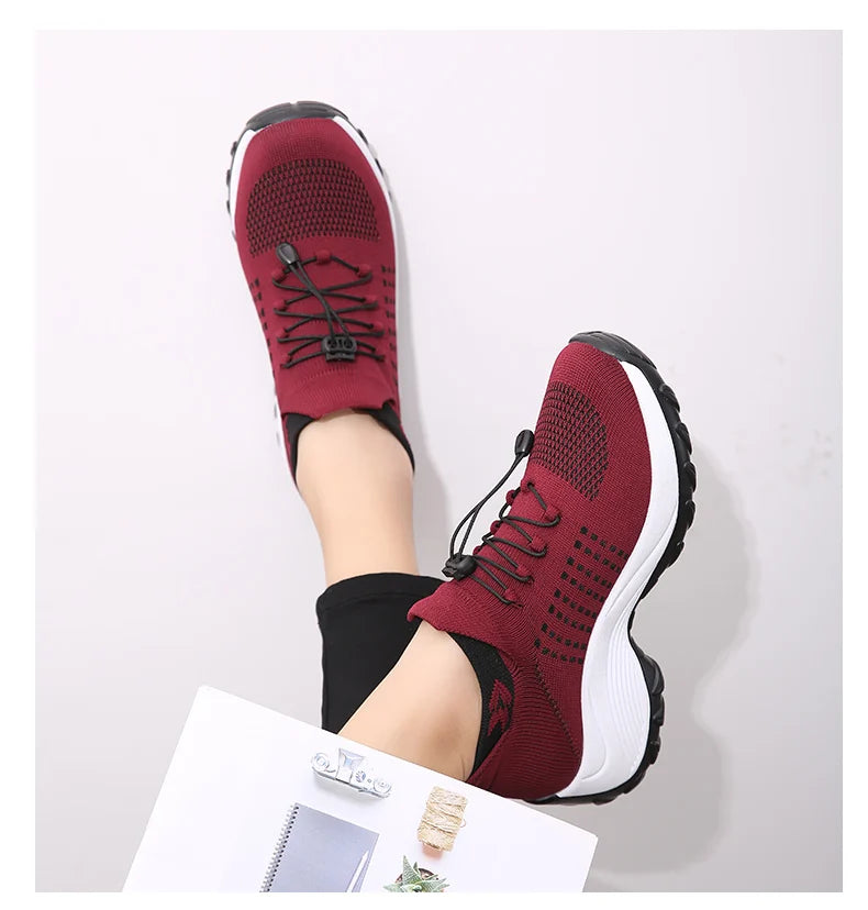 Women's Walking Shoes