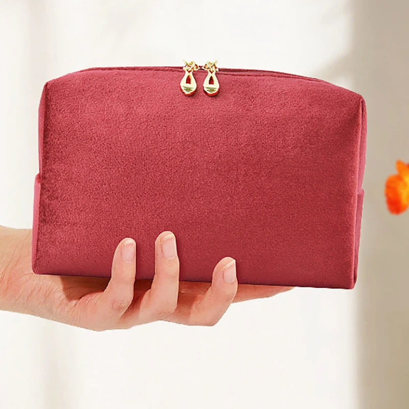 1 Pc Velvet Women Cosmetic Bag Travel