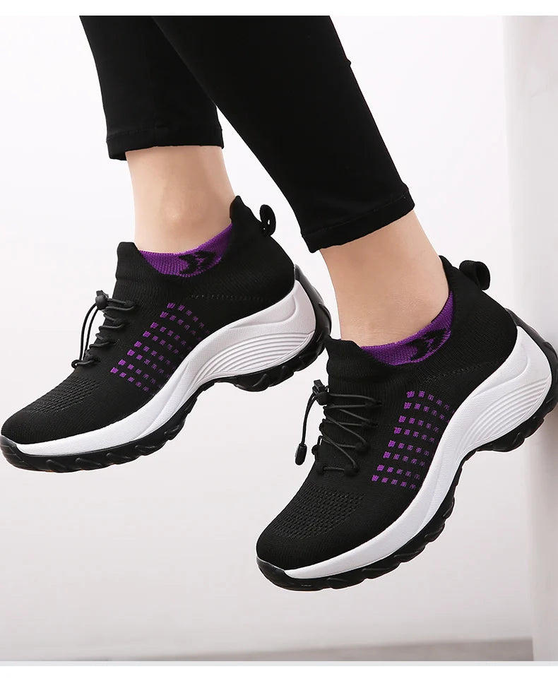 Women's Walking Shoes