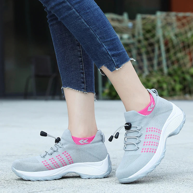 Women's Walking Shoes