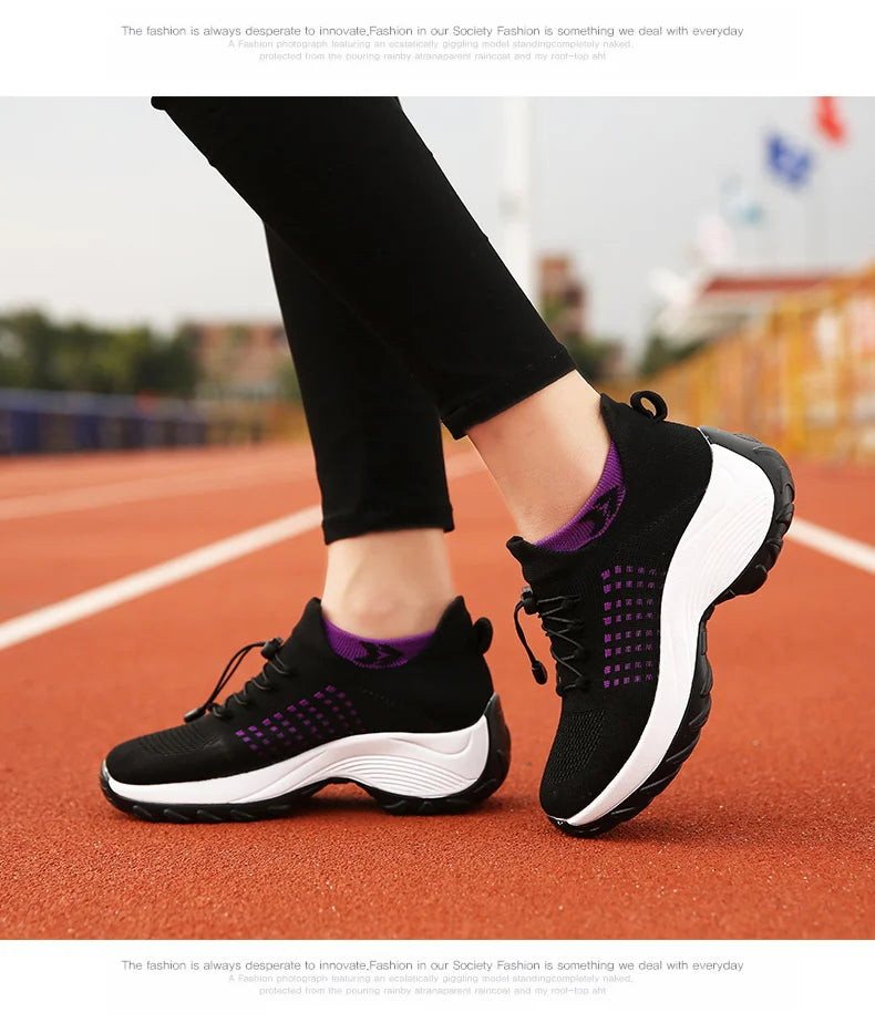 Women's Walking Shoes