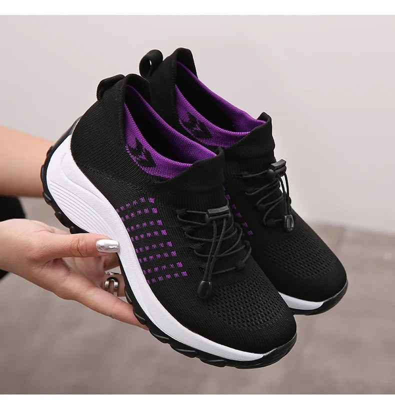 Women's Walking Shoes