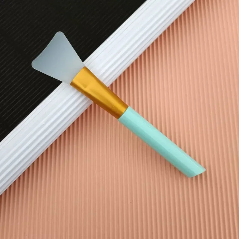 Makeup Mask Brush