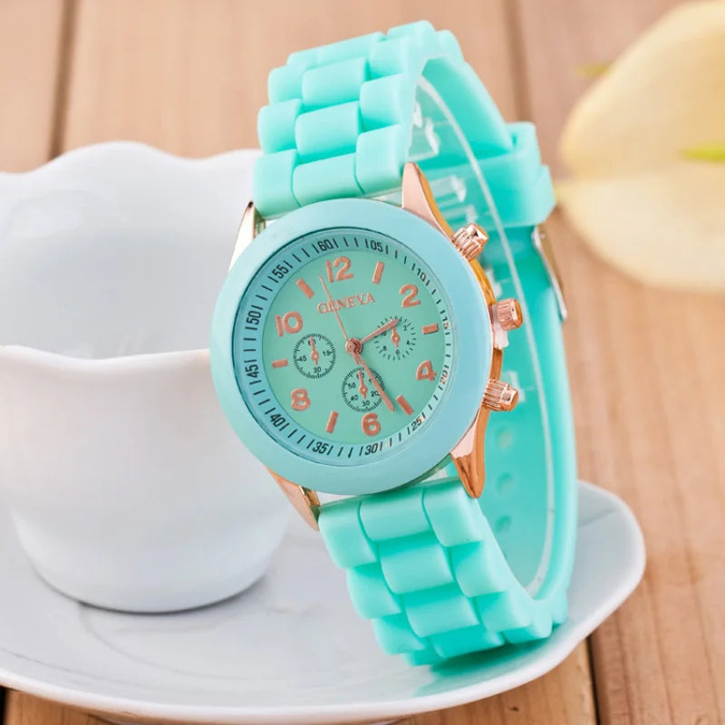 Women Luxury Silicone Strap Quartz Wrist Watch